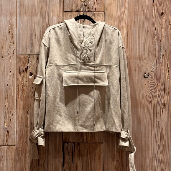 Ready 2 Wear Pullover - Picture 1 of 4